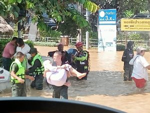 รบพิเศษประตูผา ช่วยเหลือประชาชน สนับสนุนภารกิจของ ศูนย์อำนวยการจิตอาสา พระราชทานภาค 3 จังหวัดเชียงใหม่