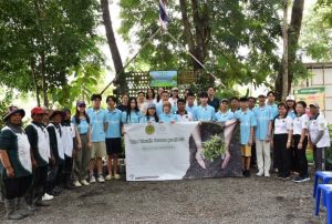 กลุ่มเยาวชนจากสมาคม The Youth Fund จับมือกรมป่าไม้ จัดกิจกรรม The Youth Grove Project เยาวชนรวมพลังปลูกป่า ฟื้นฟูพื้นที่สีเขียว
