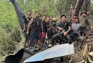 ทหารกะเหรี่ยงคาเรนนี ยังคงปิดล้อมค่ายกองพัน ทหารราบที่ 135 ของทหารเมียนมาในเมืองผาซอง