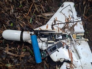 พบโดรนกามิกาเซ่ คาดว่าเป็นของทหารเมียนมา ตกลงมาในฝั่งไทยบ้านขุนแม่เหว่ย อ.ท่าสองยาง จ.ตาก