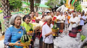 ชาวบ้านศรีสะเกษแห่ส่องเลขหางประทัด เบิกฤกษ์เปิดถ้ำขุมทรัพย์นาคเศรษฐี ลุ้นรับโชคเป็นเศรษฐีใหม่ป้ายแดง