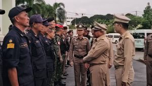 ตำรวจร้อยเอ็ด ปล่อยแถวเปิดปฏิบัติการกวาดล้างยาเสพติด No Drugs No Dealers