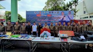 ตำรวจภูธรจังหวัดสมุทรปราการ แถลงผลการระดมกวาดล้างยาเสพติด ” No Drugs No Dealers” ได้ของกลางยาบ้า 1 แสนเม็ด ยึดทรัพย์กว่า 12 ล้านบาท