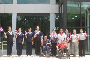 เหล่ากาชาดจังหวัดมุกดาหารส่งมอบสิ่งของช่วยเหลือผู้ประสบภัยชายแดนไทย-กัมพูชา