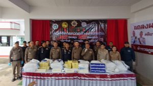 ตร.อุตรดิตถ์ โชว์ผลงานจับคดียาเสพติด ยึดยาบ้า 1,480,000 เม็ด ปราบเครือข่ายลำเลียงจากภาคเหนือสู่ภาคกลาง