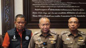 (มีคลิป) ผบช.ภ.5 สั่งลุย! กวาดล้าง “ตามล่าแก๊งทรชน คนอันตราย” วัยรุ่นป่วนเมืองเชียงใหม่-ลำพูน หลังเกิดเหตุสุดโหดฟันแขนเหยื่อสาวจนขาด
