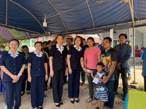 เหล่ากาชาดจังหวัดมุกดาหาร ลงพื้นที่มอบสิ่งของ มอบเงินและมอบกำลังใจครอบครัวผู้ประสบสาธารณภัย เหตุเกิดจากฟ้าผ่า เสียชีวิต